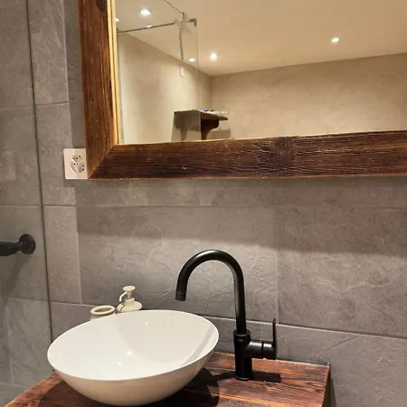 Poste Viglia By Interhome