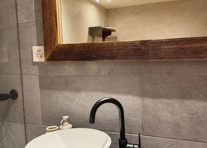 Poste Viglia By Interhome